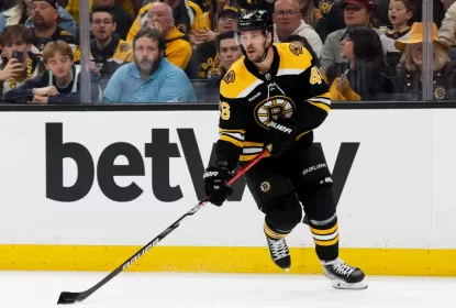 David Krejci está fora do jogo 5 entre Bruins e Panthers - The Playoffs