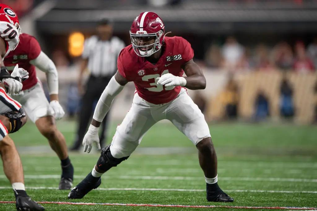 INDIANAPOLIS, IN - JANUARY 10: Alabama Crimson Tide LB Will Anderson Jr. (31) lines up on defense during the Alabama Crimson Tide versus the Georgia Bulldogs in the College Football Playoff National Championship, on January 10, 2022, at Lucas Oil Stadium in Indianapolis, IN.