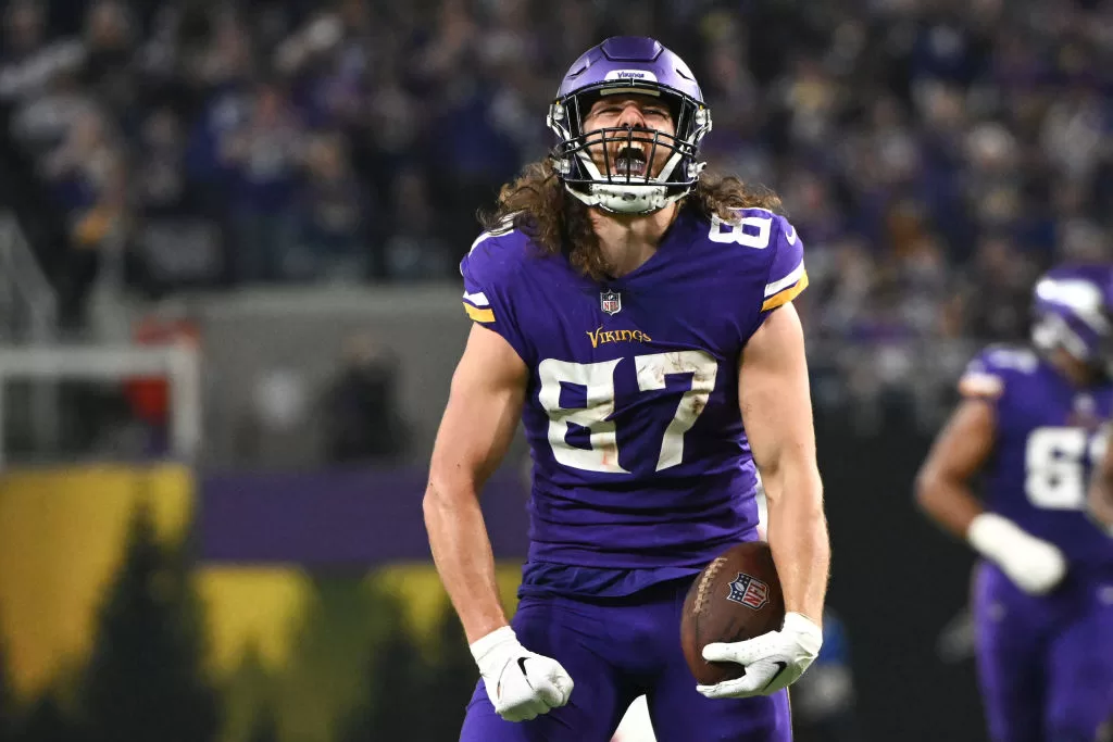 MINNEAPOLIS, MINNESOTA - JANUARY 15: T.J. Hockenson #87 of the Minnesota Vikings reacts after a play against the New York Giants during the first half in the NFC Wild Card playoff game at U.S. Bank Stadium on January 15, 2023 in Minneapolis, Minnesota
