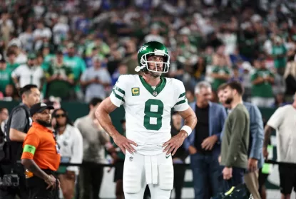 EAST RUTHERFORD, NEW JERSEY - SEPTEMBER 11: Aaron Rodgers #8 of the New York Jets looks on prior to a game against the Buffalo Bills at MetLife Stadium on September 11, 2023 in East Rutherford, New Jersey