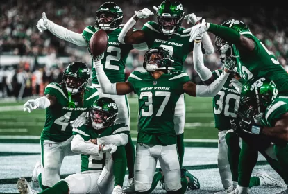 Defesa decide e Jets tira invencibilidade dos Eagles - The Playoffs