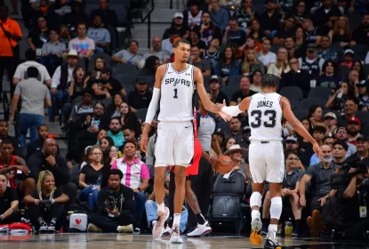 Spurs dominam do início ao fim e vencem Rockets no penúltimo jogo da pré-temporada - The Playoffs
