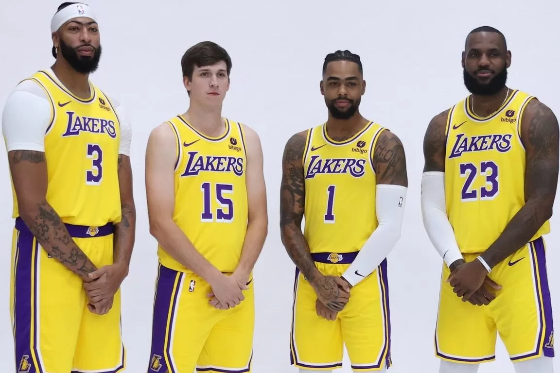 Anthony Davis, Austin Reaves, D'Angelo Russell, LeBron James - Los Angeles Lakers