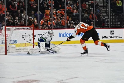 Carter Hart brilha e Flyers vencem Canucks por 2 a 0 - The Playoffs
