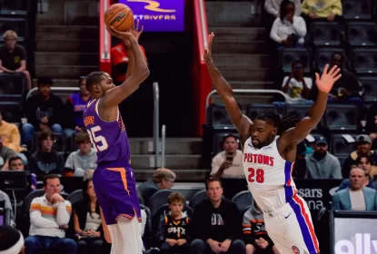 Durant em vitória dos Suns sobre os Pistons na pré-temporada 2023