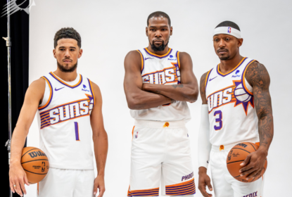 Devin Booker retorna e Suns terão big 3 pela primeira vez na temporada - The Playoffs