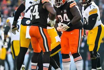 Browns derrotam Steelers em jogo de placar magro - The Playoffs