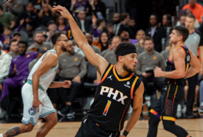 Suns atropelam Timberwolves em retorno de Devin Booker - The Playoffs