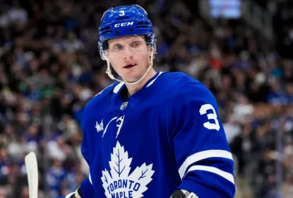 Toronto Maple Leafs envia John Klingberg para LTIR - The Playoffs