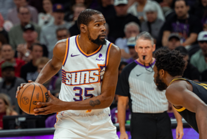 Suns batem Warriors em casa e emplacam quinta vitória consecutiva - The Playoffs