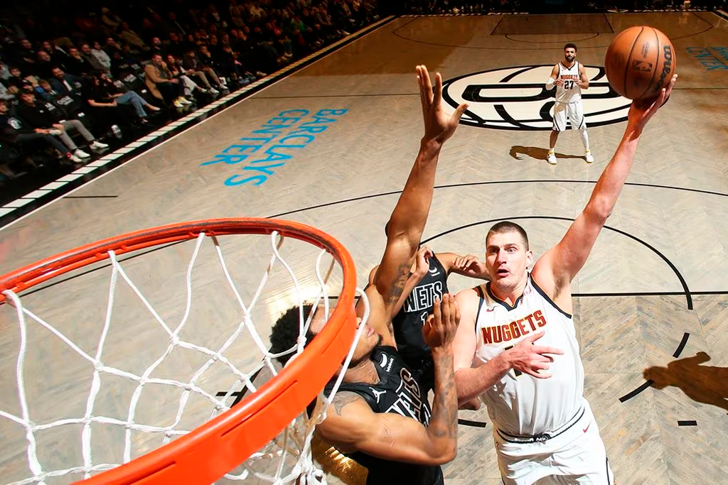 Com grandes atuações de Jamal Murray e Nikola Jokic, Denver Nuggets derrota Brooklyn Nets