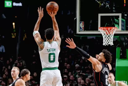 Pistons lutam, mas caem para os Celtics na prorrogação e empatam recorde de derrotas consecutivas da NBA - The Playoffs