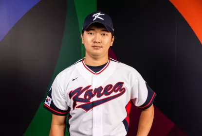 Padres contratam reliever sul-coreano Woo-Suk Go - The Playoffs