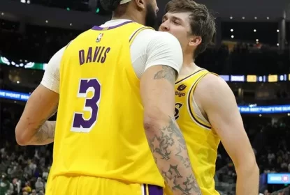 AD e Reaves - Lakers vencem Bucks