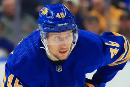 Maple Leafs adquirem Lyubushkin em troca envolvendo três times - The Playoffs
