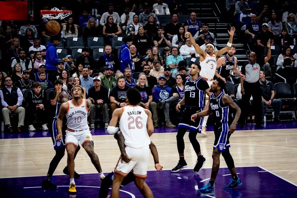 San Antonio Spurs @ Sacramento Kings
