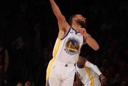 Curry brilha, Warriors surpreendem e vencem Knicks fora de casa - The Playoffs