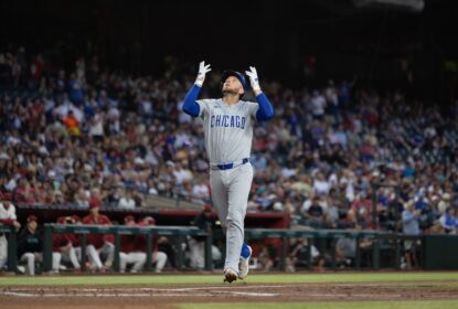 MLB - Com mais um home run de Michael Busch, Cubs vencem os D-Backs nas entradas extras - The Playoffs