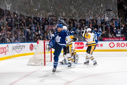 Matthews chega a 65 gols e Maple Leafs vencem Penguins no OT - The Playoffs