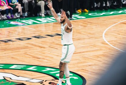 Boston Celtics domina Miami Heat e vence em estreia nos playoffs - The Playoffs