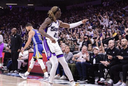 NBA - Kings vencem e eliminam os Warriors de Stephen Curry da pós-temprada - The Playoffs
