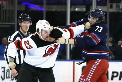 Oito jogadores são expulsos após briga entre Devils e Rangers - The Playoffs